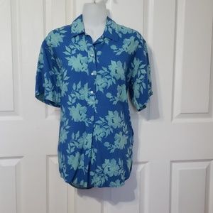 Women's Gap beach shirt top New with tags XS